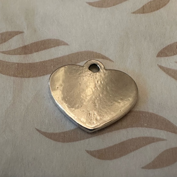 Retired James Avery 925 Sterling Silver 2020 Heart Charm. - Picture 2 of 6